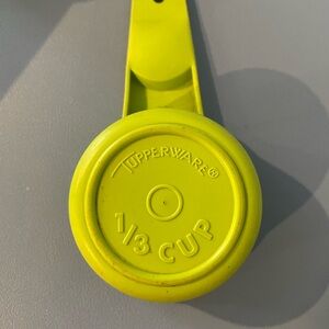 Tupperware Bright Yellow Measuring Cups Set